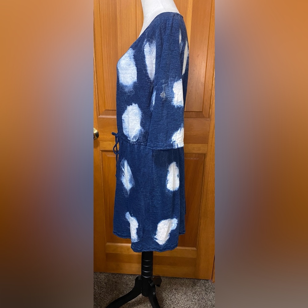 Plus Size Navy and White Tie-Dye Swim Cover-Up Dress - Picture 4 of 6